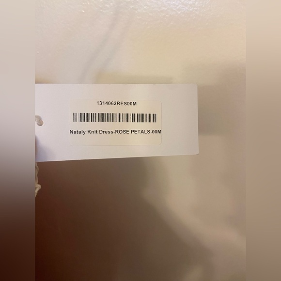 NWT Reformation Nataly Knit Mini Dress Rose Petals Pink Size Medium - Picture 7 of 8
